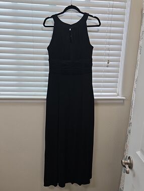 Elegant Black Sleeveless Maxi Dress